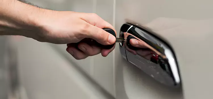 Why Choose Our Auto Locksmith Team in Socorro, TX?
