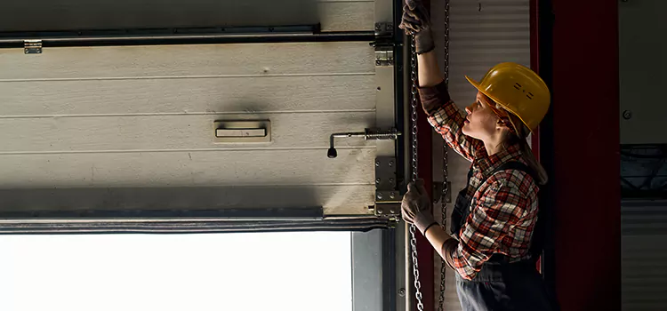 Addressing Common Garage Door Stoppage Issues in Socorro, TX